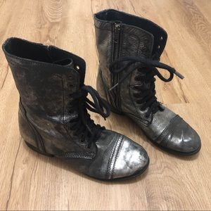 Steve Madden Troopas sz 9